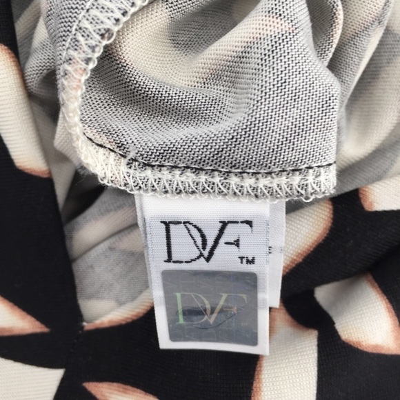 DVF Diane von Furstenberg Glasmary Snake Flutter Warm dust dress silk new 2 - Picture 6 of 7